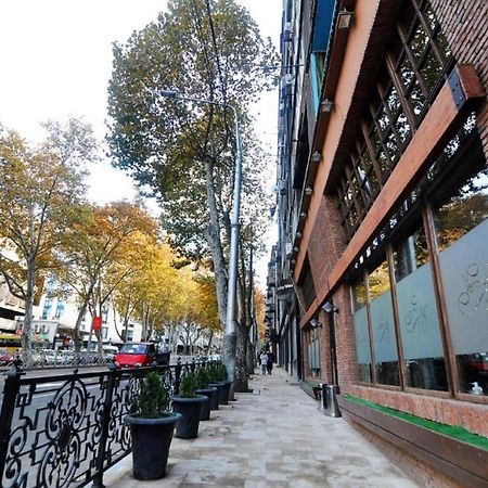 Superior Apartment On Kostava Tbilisi Exterior foto